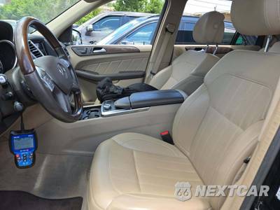 2015 Mercedes-Benz GL 450 4MATIC - zdjęcie 6 z 25 - miniatura
