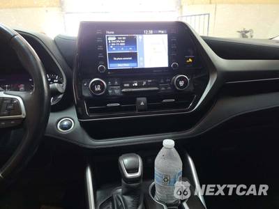 2020 Toyota Highlander XLE - zdjęcie 10 z 23 - miniatura