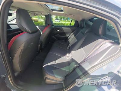 2024 Toyota Prius Prime XSE Premium - zdjęcie 10 z 19 - miniatura