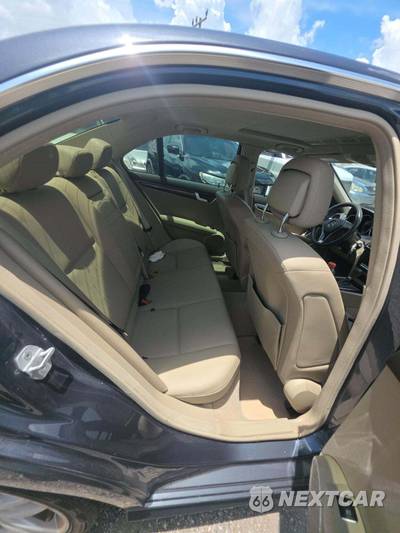 2014 Mercedes-Benz C 250 Sedan - zdjęcie 16 z 23 - miniatura