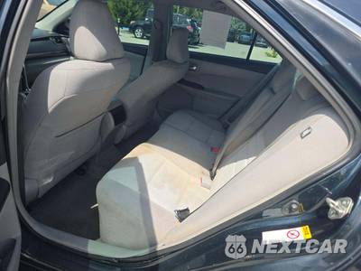 2015 Toyota Camry LE - zdjęcie 13 z 25 - miniatura