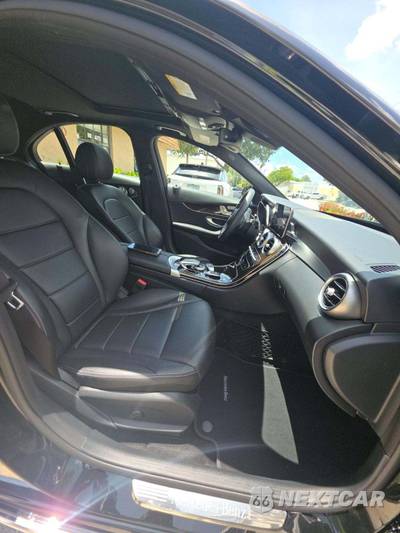 2019 Mercedes-Benz C 300 4MATIC Sedan - zdjęcie 18 z 21 - miniatura