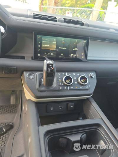 2024 Land Rover Defender 110 SE - zdjęcie 7 z 17 - miniatura