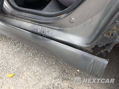 2004 Toyota Matrix XR - zdjęcie 23 z 28 - miniatura