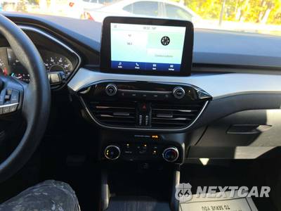 2022 Ford Escape SE - zdjęcie 10 z 28 - miniatura