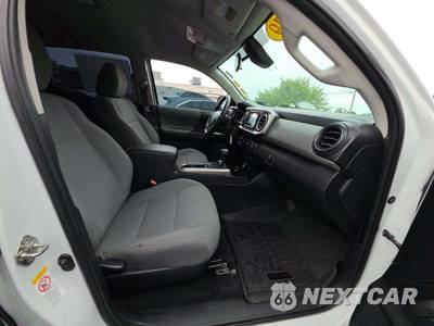 2019 Toyota Tacoma SR5 Crew Cab Medium Bed - zdjęcie 18 z 23 - miniatura