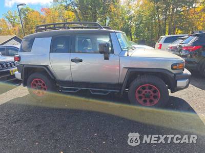 2012 Toyota FJ Cruiser w/Rear Doors - zdjęcie 4 z 25 - miniatura
