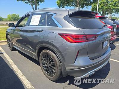 2023 INFINITI LUXE - zdjęcie 2 z 20 - miniatura