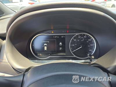 2019 Nissan Kicks SR - zdjęcie 9 z 20 - miniatura