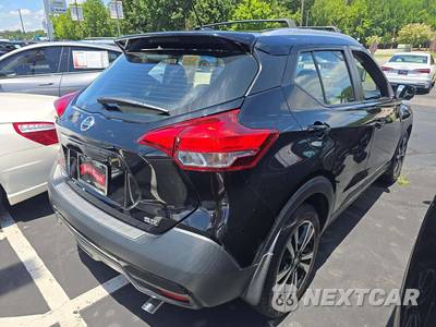 2019 Nissan Kicks SR - zdjęcie 3 z 20 - miniatura