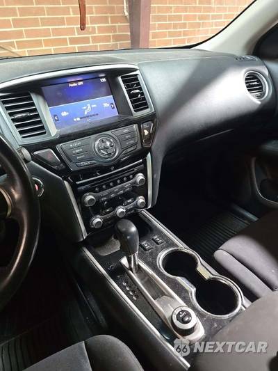 2017 Nissan Pathfinder SV - zdjęcie 10 z 26 - miniatura