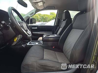 2017 Toyota Tundra SR5 Crew Cab Short Bed - zdjęcie 6 z 34 - miniatura