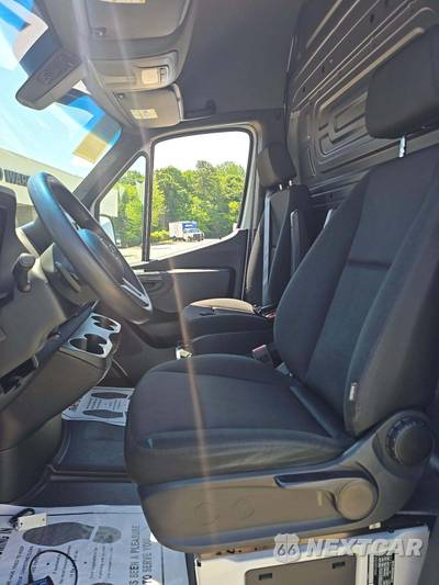 2024 Mercedes-Benz Sprinter 2500 Cargo Van High Roof 170.0" WB - zdjęcie 6 z 18 - miniatura