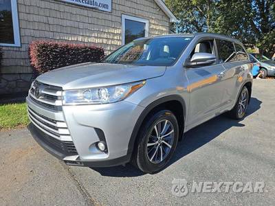 2017 Toyota Highlander XLE - zdjęcie 1 z 21 - miniatura