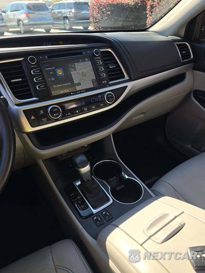 2017 Toyota Highlander XLE - zdjęcie 10 z 21 - miniatura
