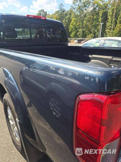 2017 Nissan Frontier SV Extended Cab Medium Bed - zdjęcie 25 z 28 - miniatura
