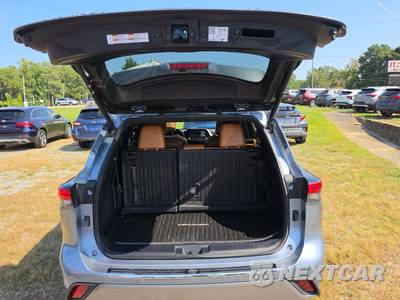 2021 Toyota Highlander Platinum - zdjęcie 15 z 23 - miniatura