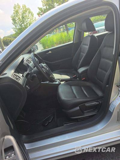 2012 Volkswagen Jetta SE Sedan - zdjęcie 6 z 28 - miniatura