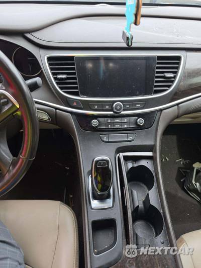 2018 Buick LaCrosse Preferred 1SB - zdjęcie 10 z 20 - miniatura
