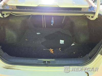 2014 Nissan Altima 2.5 SV - zdjęcie 14 z 20 - miniatura