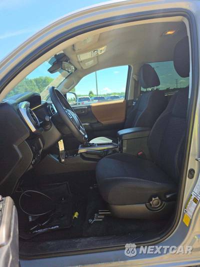 2020 Toyota Tacoma SR5 Crew Cab Medium Bed - zdjęcie 6 z 24 - miniatura