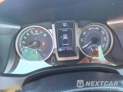 2020 Toyota Tacoma SR5 Crew Cab Medium Bed - zdjęcie 9 z 24 - miniatura