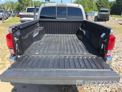2020 Toyota Tacoma SR5 Crew Cab Medium Bed - zdjęcie 14 z 24 - miniatura