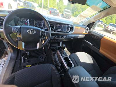 2020 Toyota Tacoma SR5 Crew Cab Medium Bed - zdjęcie 10 z 24 - miniatura