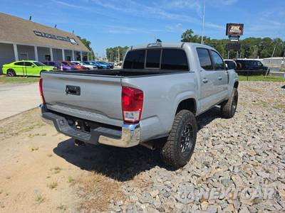 2020 Toyota Tacoma SR5 Crew Cab Medium Bed - zdjęcie 3 z 24 - miniatura