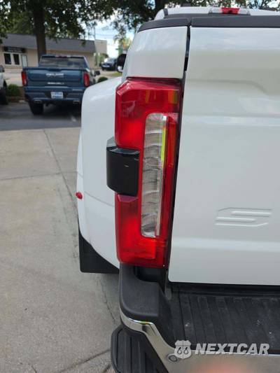 2024 Ford Super Duty F-450 Lariat Crew Cab Long Bed DRW - zdjęcie 21 z 22 - miniatura