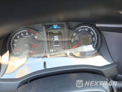 2023 Toyota Tacoma SR Crew Cab Medium Bed - zdjęcie 9 z 23 - miniatura