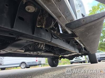 2019 Nissan TITAN XD PRO-4X Crew Cab Medium Bed - zdjęcie 7 z 25 - miniatura