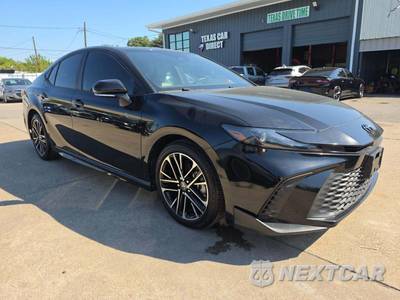 2025 Toyota Camry SE - zdjęcie 4 z 23 - miniatura