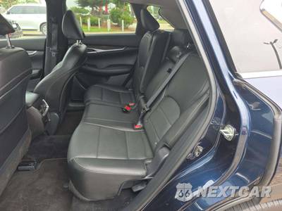 2024 INFINITI LUXE - zdjęcie 10 z 22 - miniatura