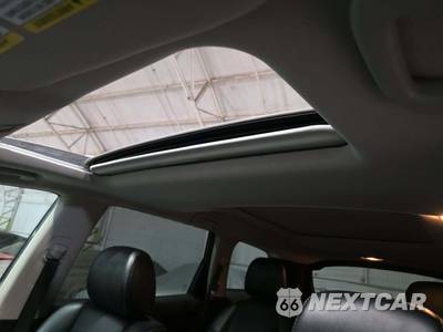 2017 Nissan Pathfinder SL - zdjęcie 8 z 23 - miniatura