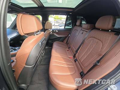 2020 BMW X5 Sports Activity Vehicle M50i - zdjęcie 13 z 31 - miniatura