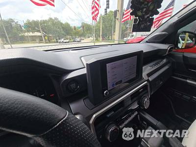 2024 Toyota Tacoma SR5 Crew Cab Medium Bed - zdjęcie 10 z 23 - miniatura