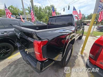 2024 Toyota Tacoma SR5 Crew Cab Medium Bed - zdjęcie 3 z 23 - miniatura