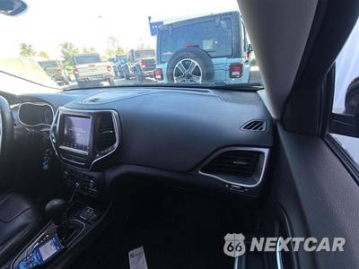2019 Jeep Cherokee Latitude - zdjęcie 19 z 23 - miniatura