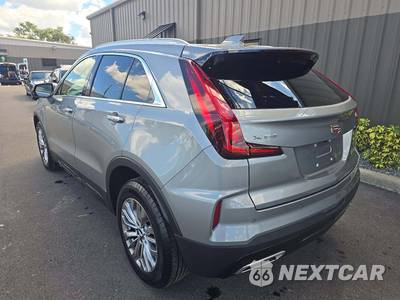 2025 Cadillac XT4 Premium Luxury 1SD - zdjęcie 2 z 24 - miniatura