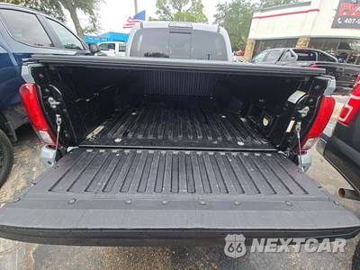2019 Toyota Tacoma TRD Off-Road Crew Cab Medium Bed - zdjęcie 14 z 24 - miniatura