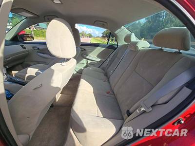 2013 Toyota Corolla LE - zdjęcie 13 z 36 - miniatura