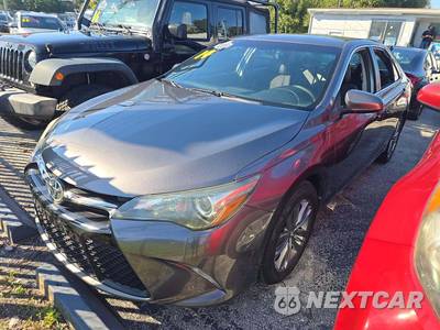 2016 Toyota Camry SE - zdjęcie 1 z 25 - miniatura