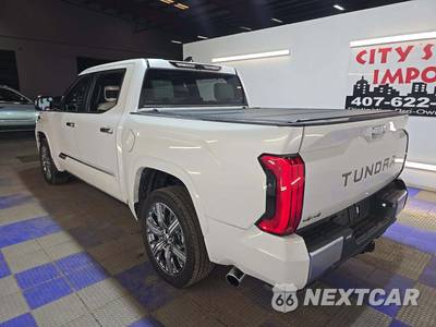 2025 Toyota Tundra i-FORCE MAX Capstone Crew Cab Short Bed - zdjęcie 2 z 22 - miniatura