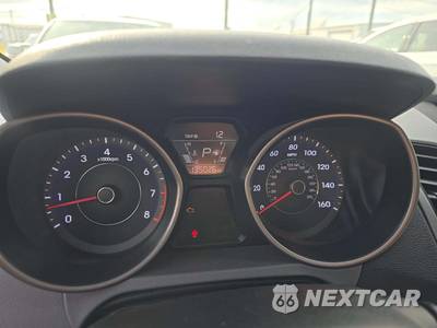 2016 Hyundai Elantra SE Sedan - zdjęcie 9 z 27 - miniatura