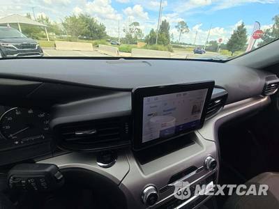 2022 Ford Explorer XLT - zdjęcie 10 z 26 - miniatura