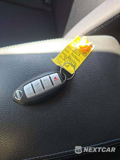 2018 Nissan Altima 2.5 SR - zdjęcie 8 z 29 - miniatura