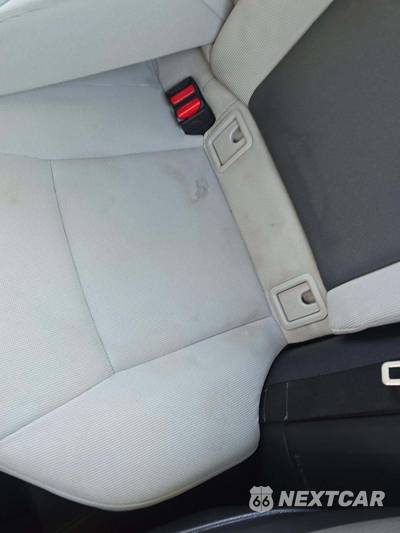 2021 Toyota Corolla LE Sedan - zdjęcie 21 z 29 - miniatura