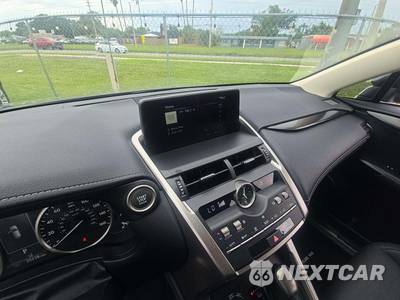 2020 Lexus NX 300 - zdjęcie 10 z 24 - miniatura