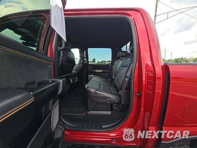2023 Ford Super Duty F-250 Platinum Crew Cab Medium Bed - zdjęcie 10 z 19 - miniatura